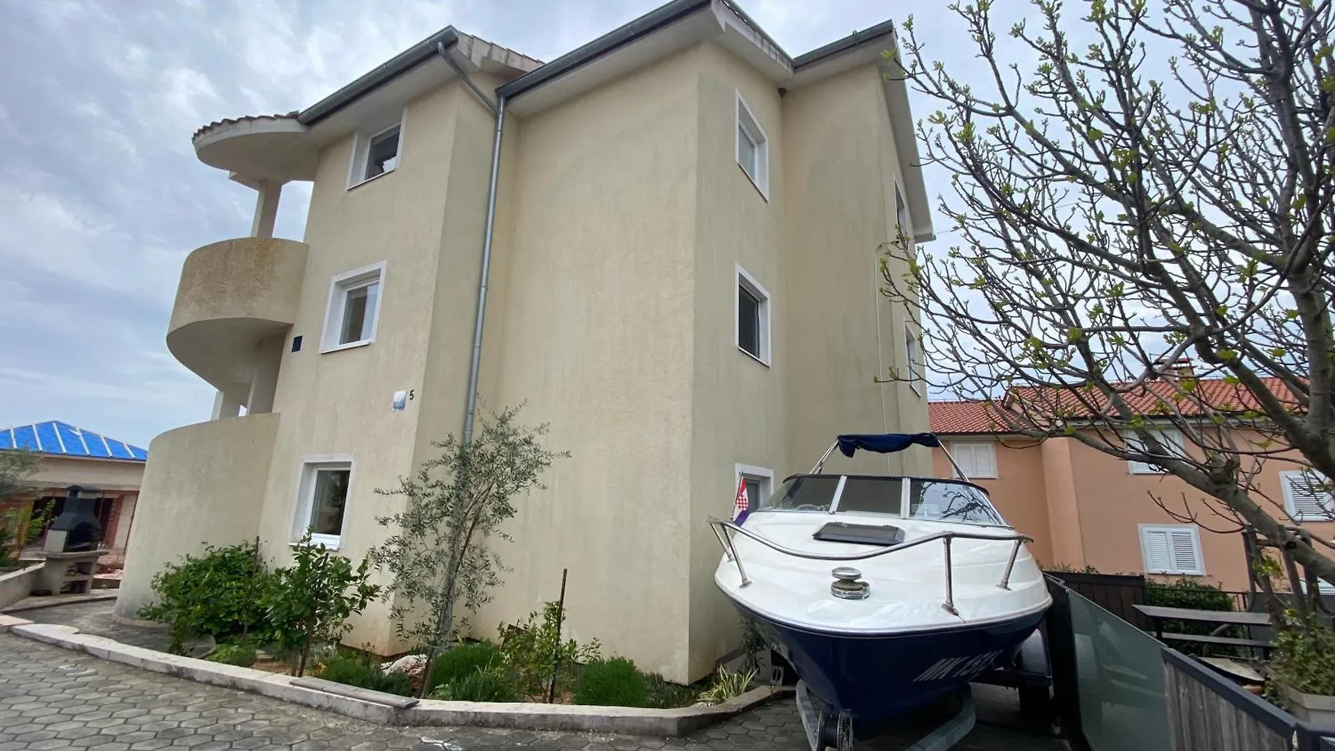Apartment Em Malinska