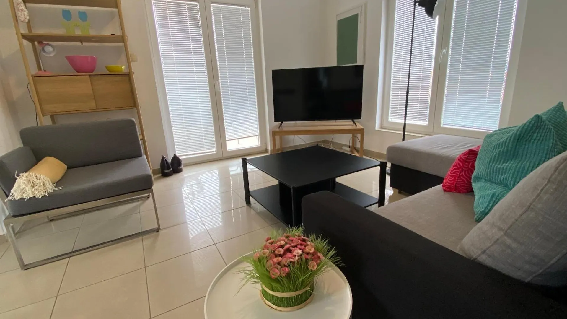 Apartment Em Malinska Croatia